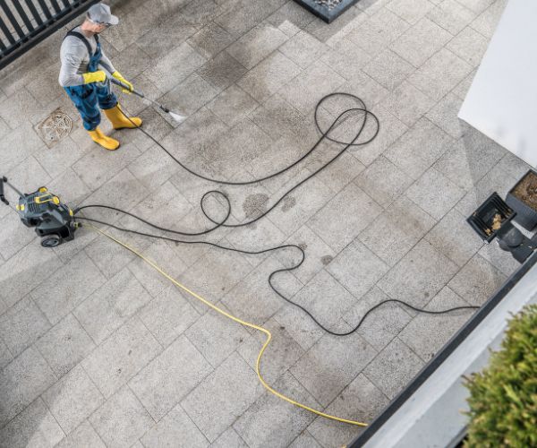 New Lambton driveway tiled external area being pressure cleaned